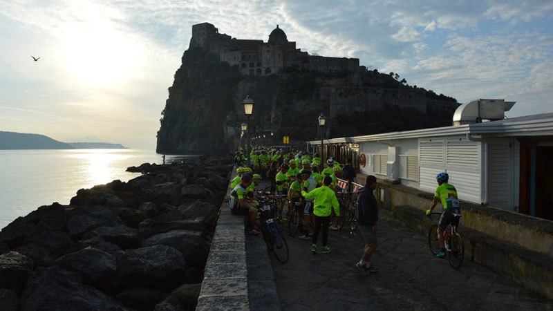 Ischia 100 cycling race start